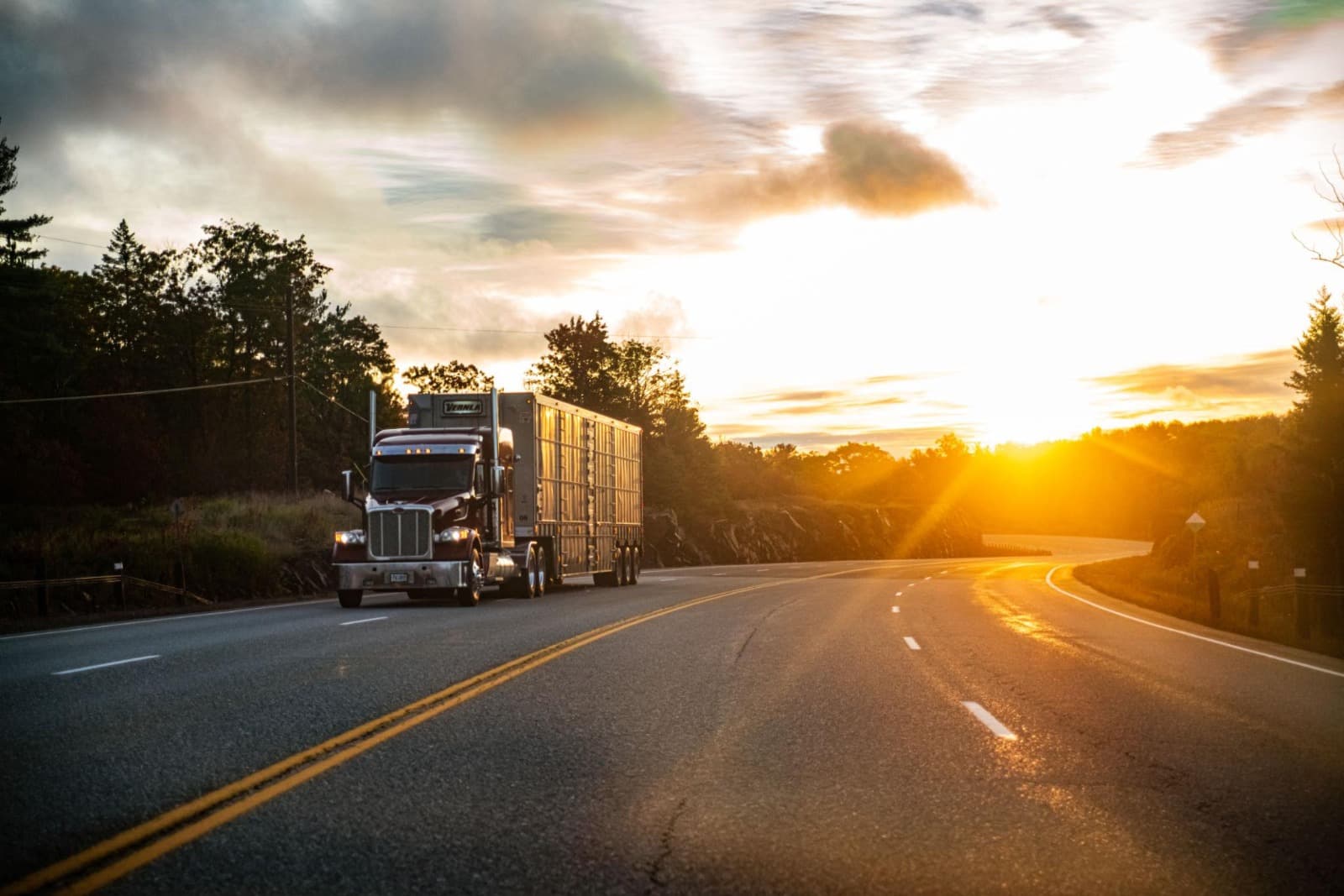 Custom Connect highway freight movement